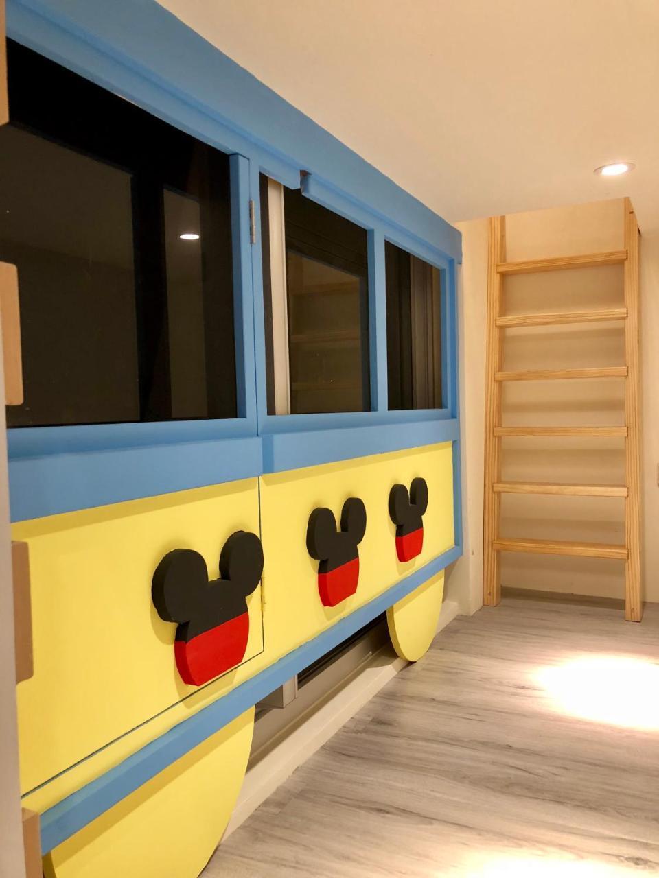 Fun Holiday Family Hostel Tainan Exterior photo